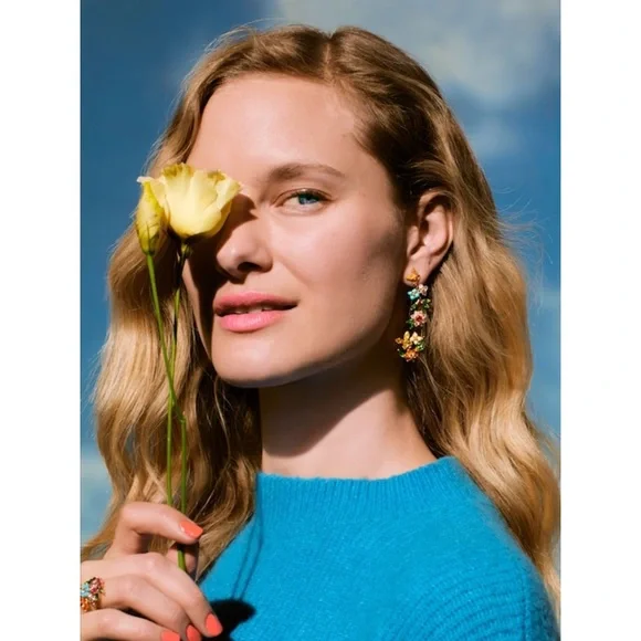 KATE SPADE • New Blossom Linear Flower Crystal Earrings - Picture 2 of 4